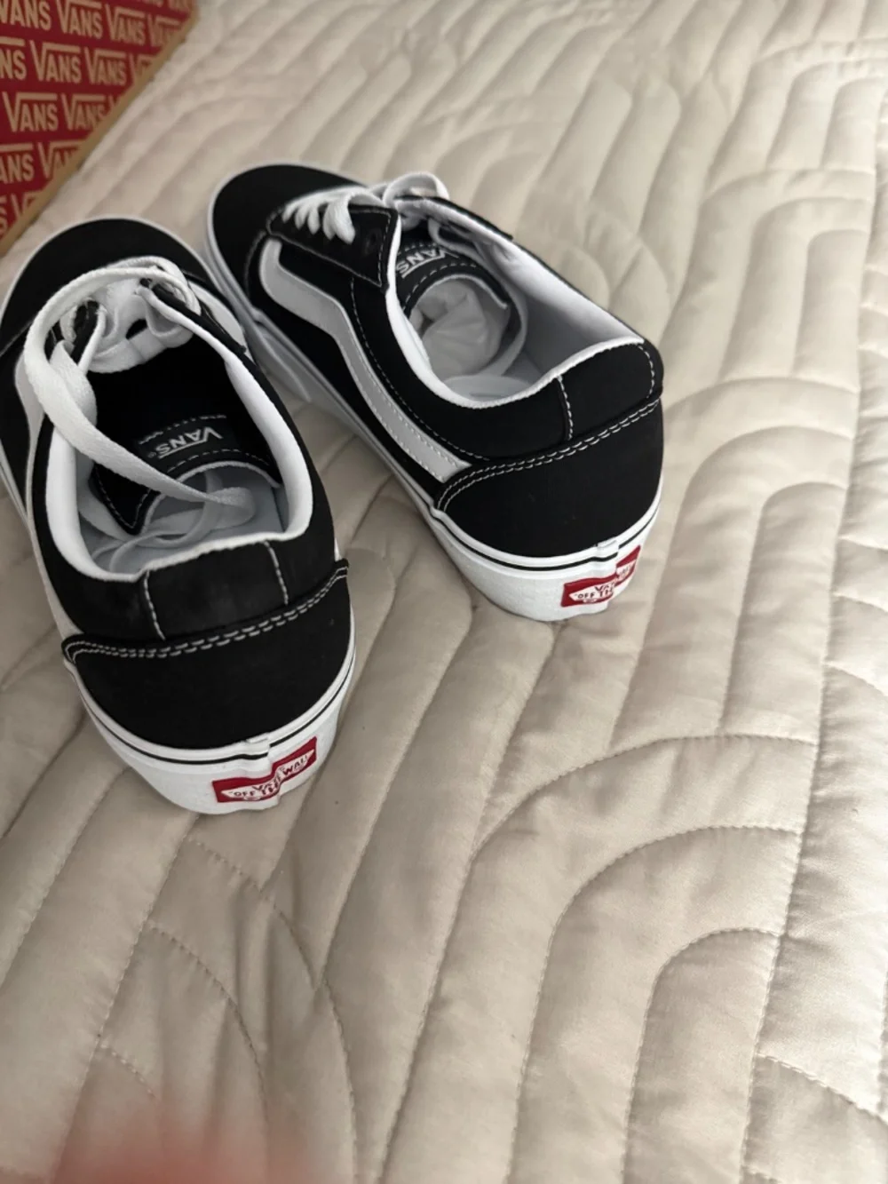 Nwt old skool platform vans